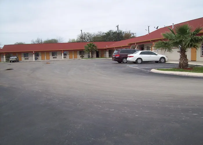 Luxury Inn And Suites Seaworld